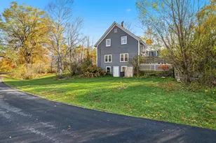 424 Winthrop St, Hallowell, ME 04347 - Photo 13