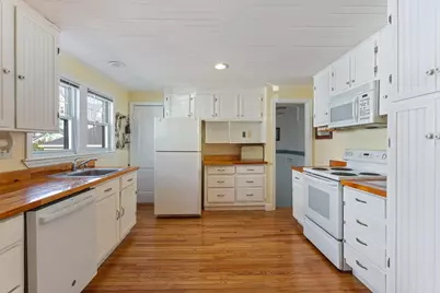 120 Mussey Street, South Portland, ME 04106 - Photo 9