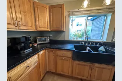 68 Park Street, Belfast, ME 04915 - Photo 11