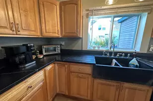 68 Park St, Belfast, ME 04915 - Photo 13