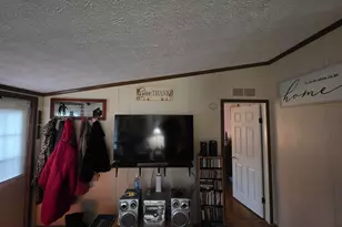 332 Pleasant St, Rockland, ME 04841 - Photo 17