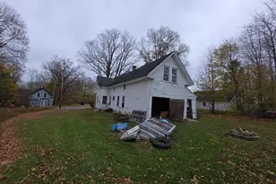 26 Mill St, Hartland, ME 04943 - Photo 9