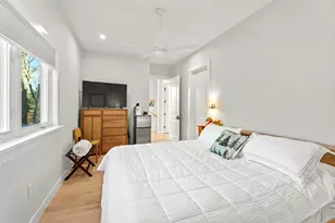 29 Navy St, Searsport, ME 04974 - Photo 9