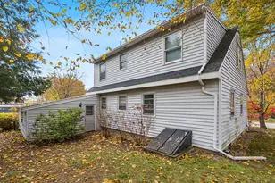 9 Parsons St, Kennebunk, ME 04043 - Photo 7