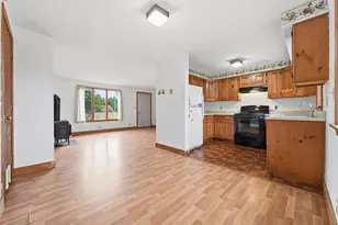 174 W Kingfield Rd, Kingfield, ME 04947 - Photo 9