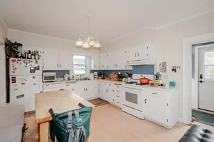 32 Melbourne St, Portland, ME 04101 - Photo 33