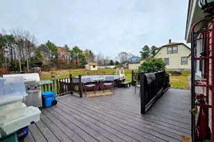 83 Phelan St, Sabattus, ME 04280 - Photo 5