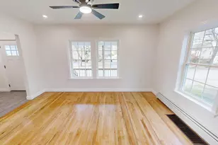 22 14th St, Bangor, ME 04401 - Photo 15