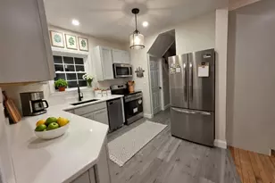 22 14th St, Bangor, ME 04401 - Photo 9