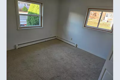 27 Mitchell Street, Lewiston, ME 04240 - Photo 9