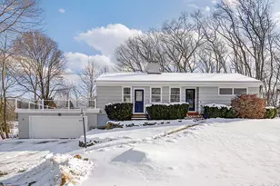 7 Wabun Rd, Cape Elizabeth, ME 04107 - Photo 1