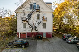 10 Summer St, Rockport, ME 04856 - Photo 17