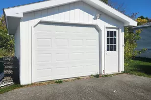 12 L St, Bangor, ME 04401 - Photo 3