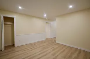 28 Lewis St, Greenville, ME 04441 - Photo 9