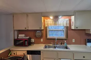 38 Fairview Dr, Lisbon, ME 04250 - Photo 9