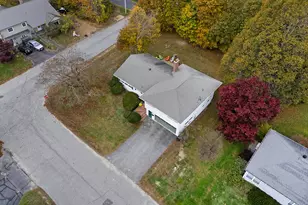 53 Hampton Ave, Auburn, ME 04210 - Photo 43