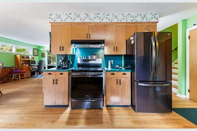 53 Hampton Avenue, Auburn, ME 04210 - Photo 9