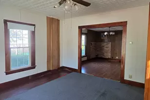 604 Franklin St, Rumford, ME 04276 - Photo 9