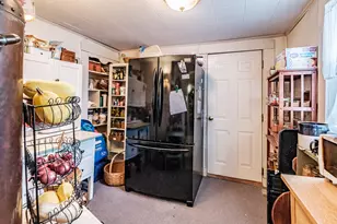 195 Pleasant St, Oxford, ME 04270 - Photo 7