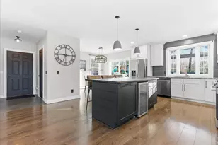 22 Woodside Dr, Sabattus, ME 04280 - Photo 5