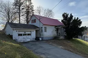 19 Gagnon St, Livermore Falls, ME 04254 - Photo 3