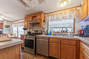 65 Oxbow Dr, Lewiston, ME 04240 - Photo 5