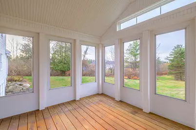 620 Cumberland Street, Westbrook, ME 04092 - Photo 9