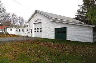 367 Main St, Vassalboro, ME 04989 - Photo 1