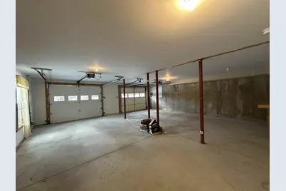 233 Middle Street, Farmington, ME 04938 - Photo 57