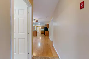 233 Middle St, Farmington, ME 04938 - Photo 7