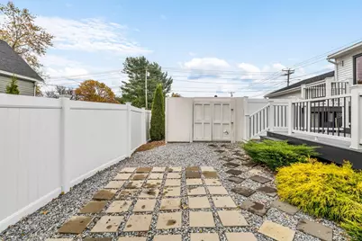 19 Broadway, Rockland, ME 04841 - Photo 7