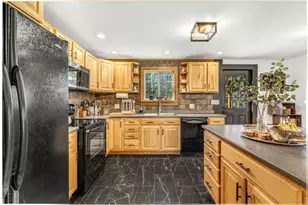 33 Comikev Ln, Winterport, ME 04496 - Photo 13