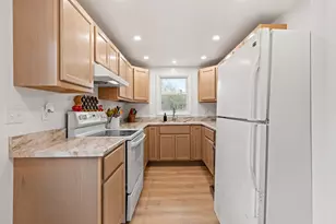 9 David St, Lisbon, ME 04252 - Photo 3