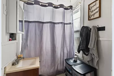 35 E Chestnut Street, Augusta, ME 04330 - Photo 5