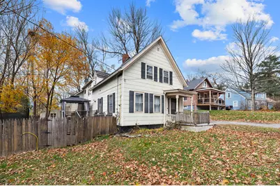 35 E Chestnut Street, Augusta, ME 04330 - Photo 31