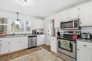 8 Roberta St, Farmingdale, ME 04344 - Photo 13