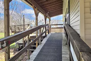 33 John St, Madison, ME 04950 - Photo 9