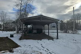 33 John St, Madison, ME 04950 - Photo 5