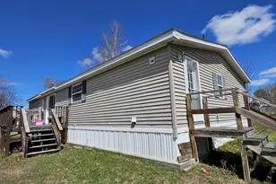 33 John St, Madison, ME 04950 - Photo 5