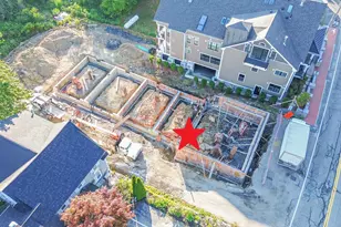 294 York St, York, ME 03909 - Photo 1