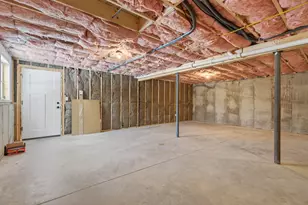 8 Hummingbird Ln, Sanford, ME 04073 - Photo 31