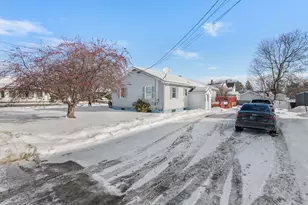 122 Western Ave, Waterville, ME 04901 - Photo 15