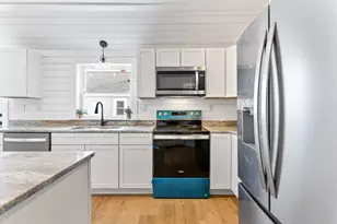 203 Saco Ave, Old Orchard Beach, ME 04064 - Photo 11