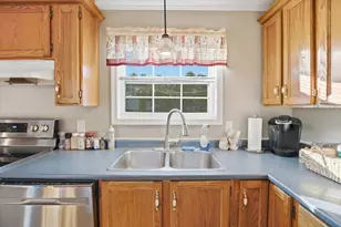 17 Rita Dr, Sabattus, ME 04280 - Photo 7