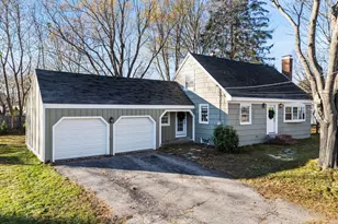 4 Jewett Rd, Cape Elizabeth, ME 04107 - Photo 1