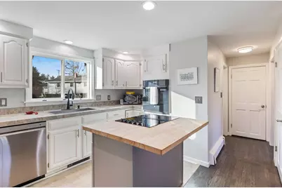 4 Jewett Road, Cape Elizabeth, ME 04107 - Photo 9