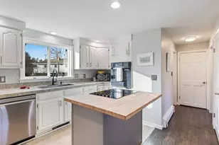 4 Jewett Rd, Cape Elizabeth, ME 04107 - Photo 9