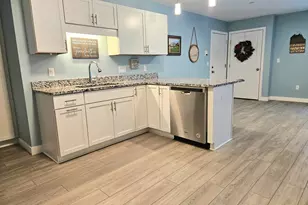 37 Mill Commons Dr, Scarborough, ME 04074 - Photo 5