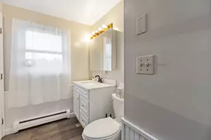 914 Bellsqueeze Rd, Clinton, ME 04927 - Photo 11