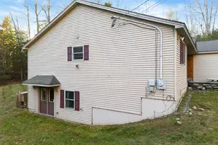 67 Sunflower Ln, Sidney, ME 04330 - Photo 7